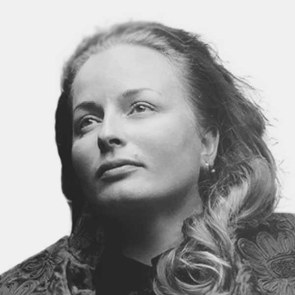Лена Аносова